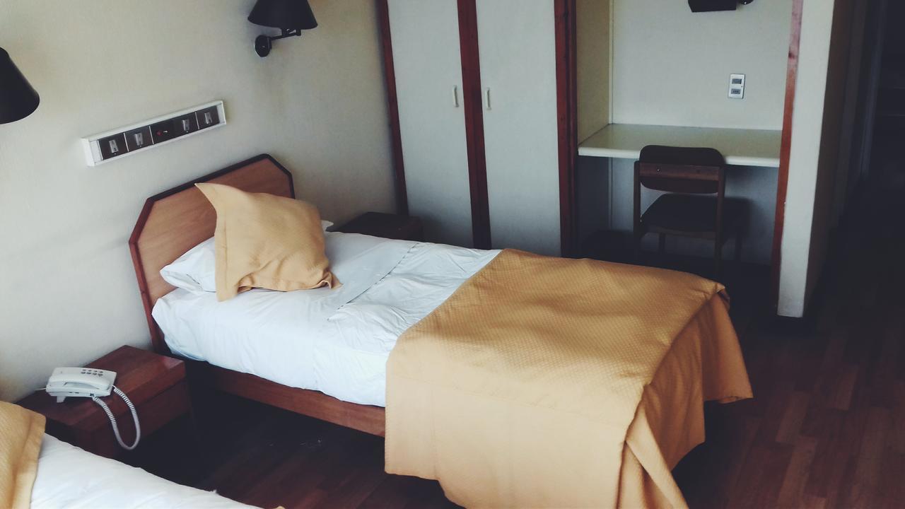 Hotel Plaza Лос-Андес Экстерьер фото